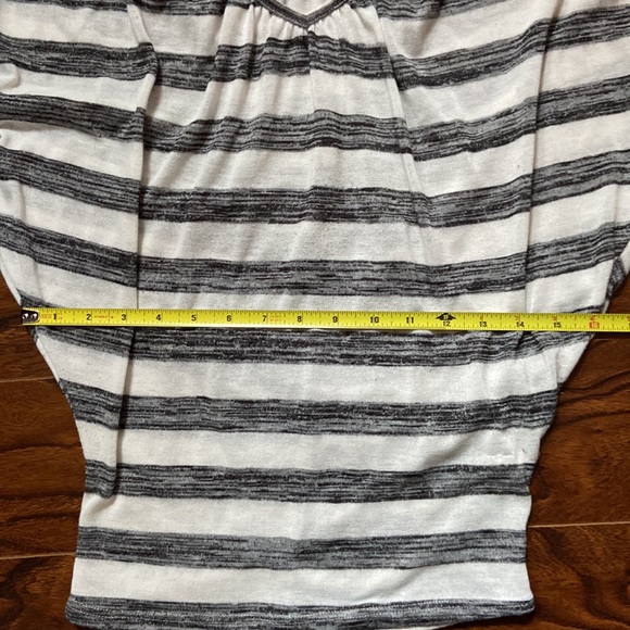 Unique striped tank top in size S - Picture 8 of 10